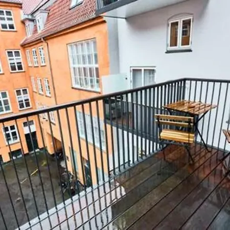 Excellence - Steps To Amalienborg